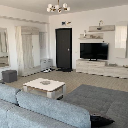 49Er Apartament Navodari Luaran gambar
